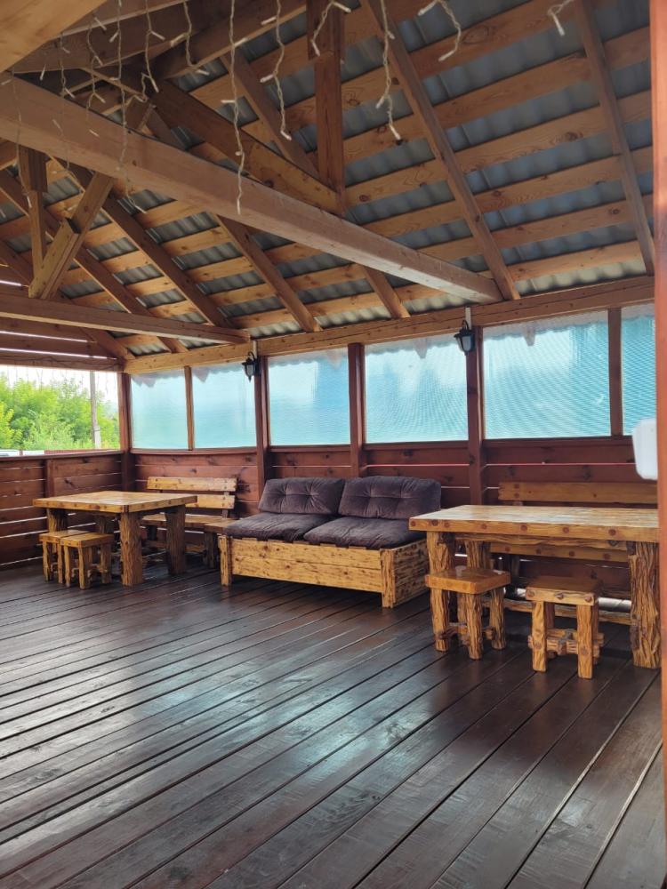 Беседка с печью барбекю