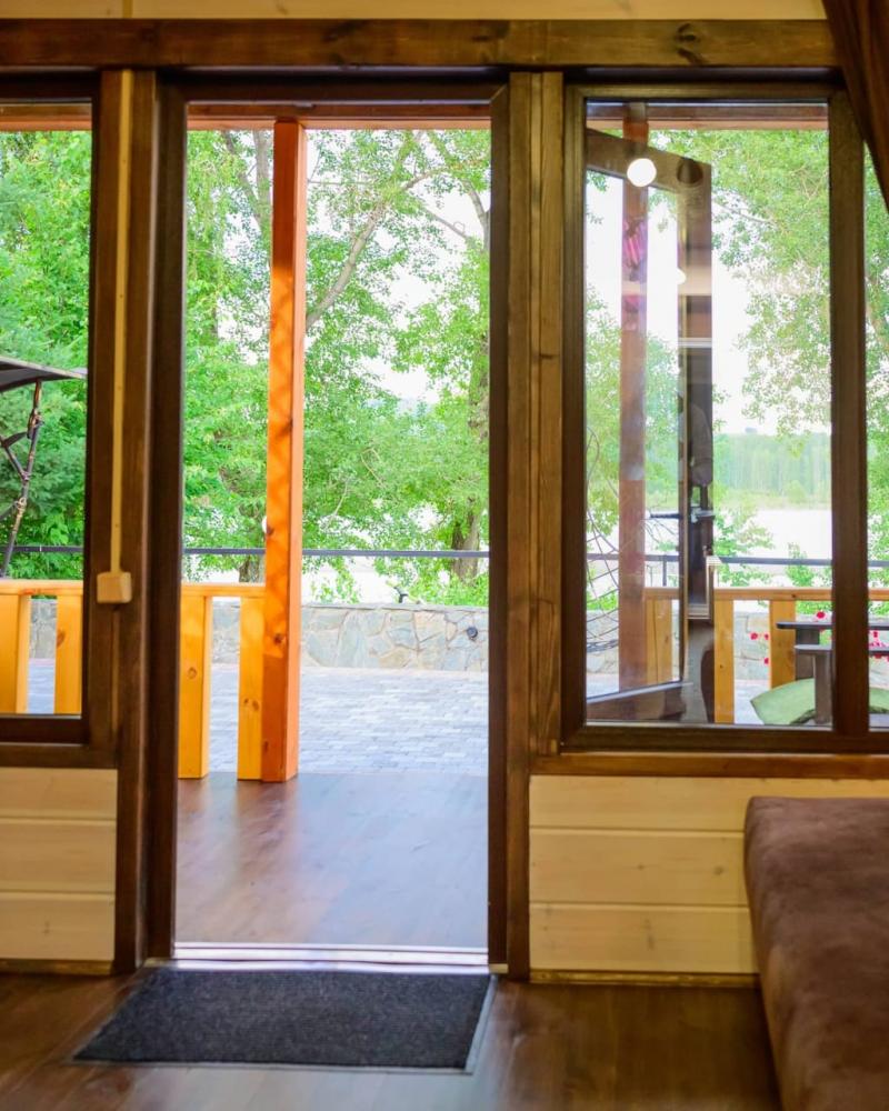 База отдыха "Золотой ключик" Горный Алтай у реки Катунь