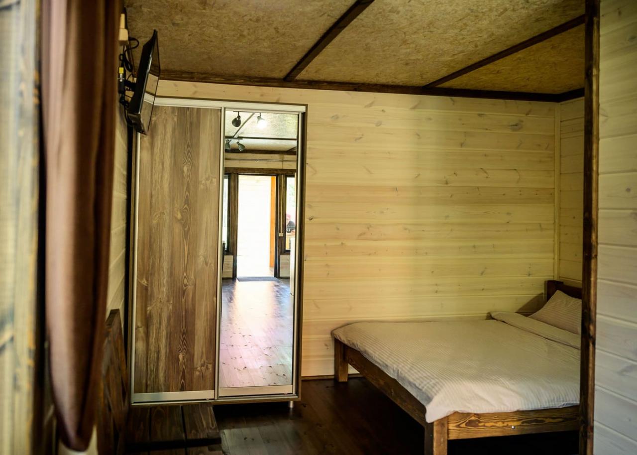 4-хместный домик на берегу Катуни