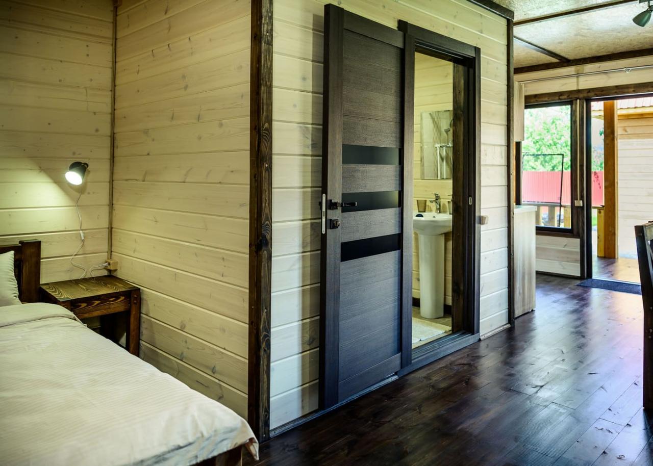 4-хместный домик на берегу Катуни