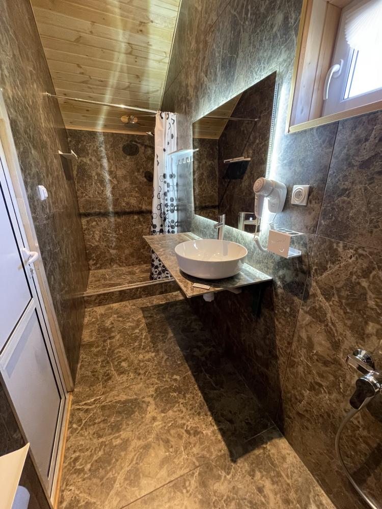 Барнхаус БХ1, БХ2, БХ3 с санузлом и душем