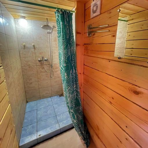 А3 (Аил-хан) четырехместный  дом с душем и санузлом