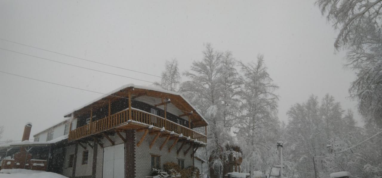 База отдыха "Лукоморье" озеро Ая Алтай