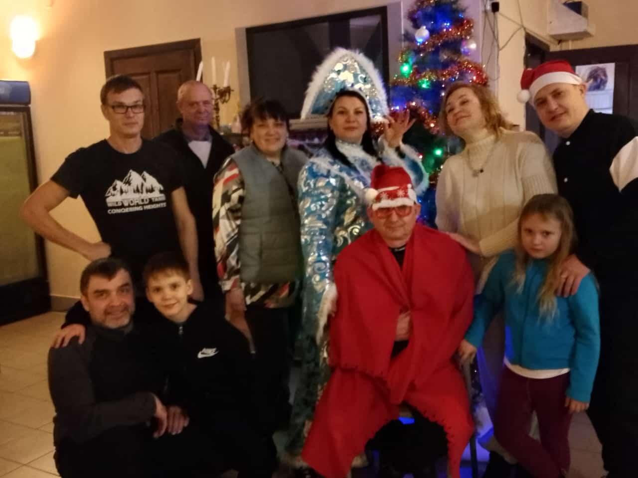 Где встретить Новый год 2026 на Алтае?  На озере Ая. 