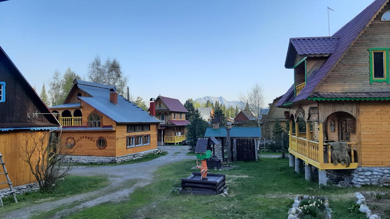  усадьба Лебедь  