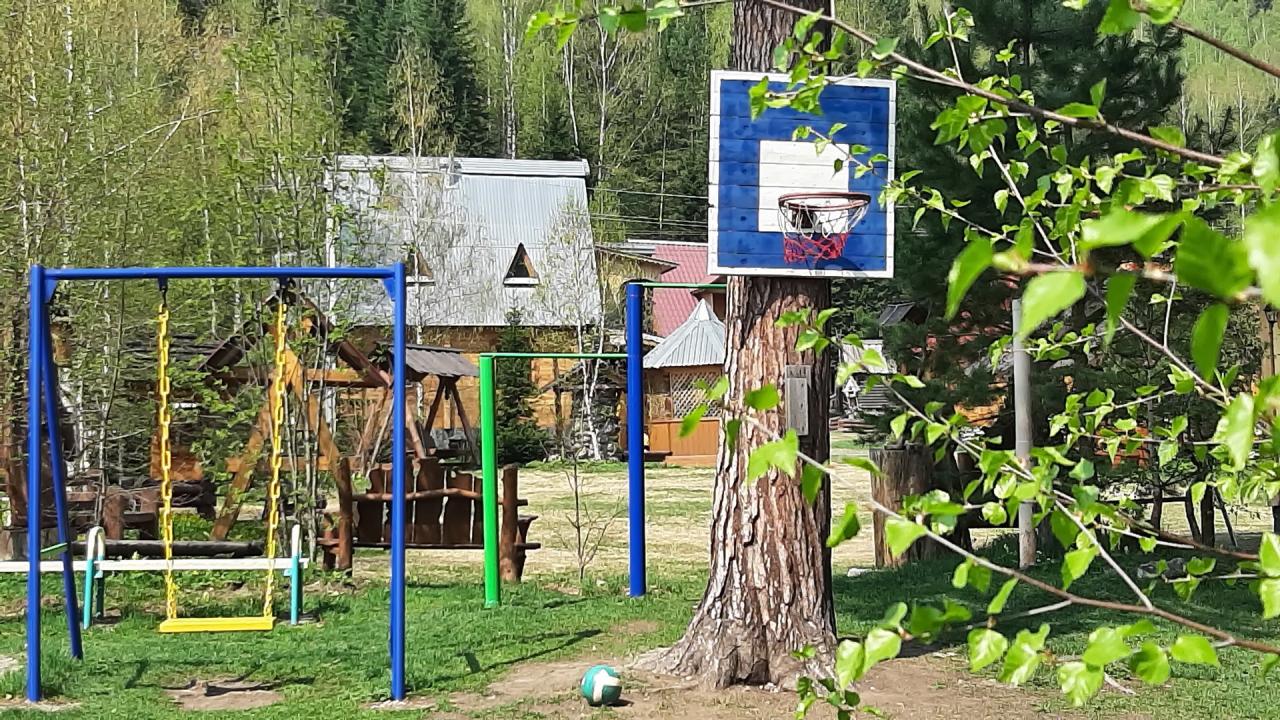 усадьба Лебедь  территория