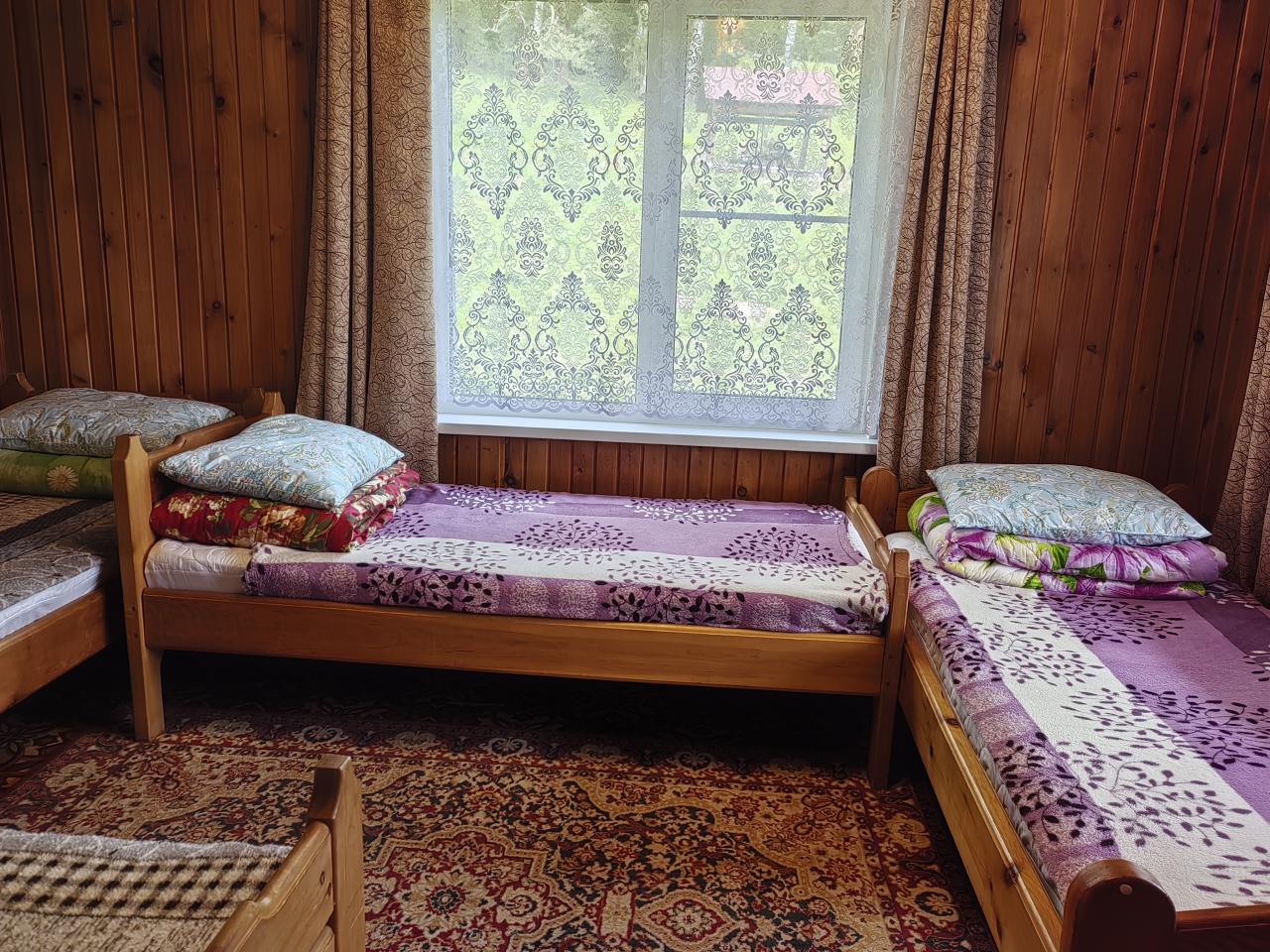 Спальня большого дома, 4 места, 1 этаж.