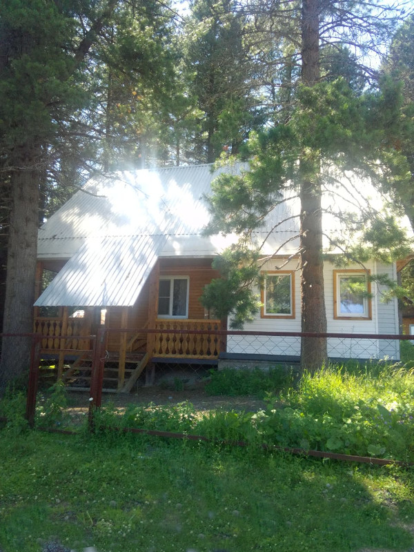 Большой двухэтажный дом 15 мест 