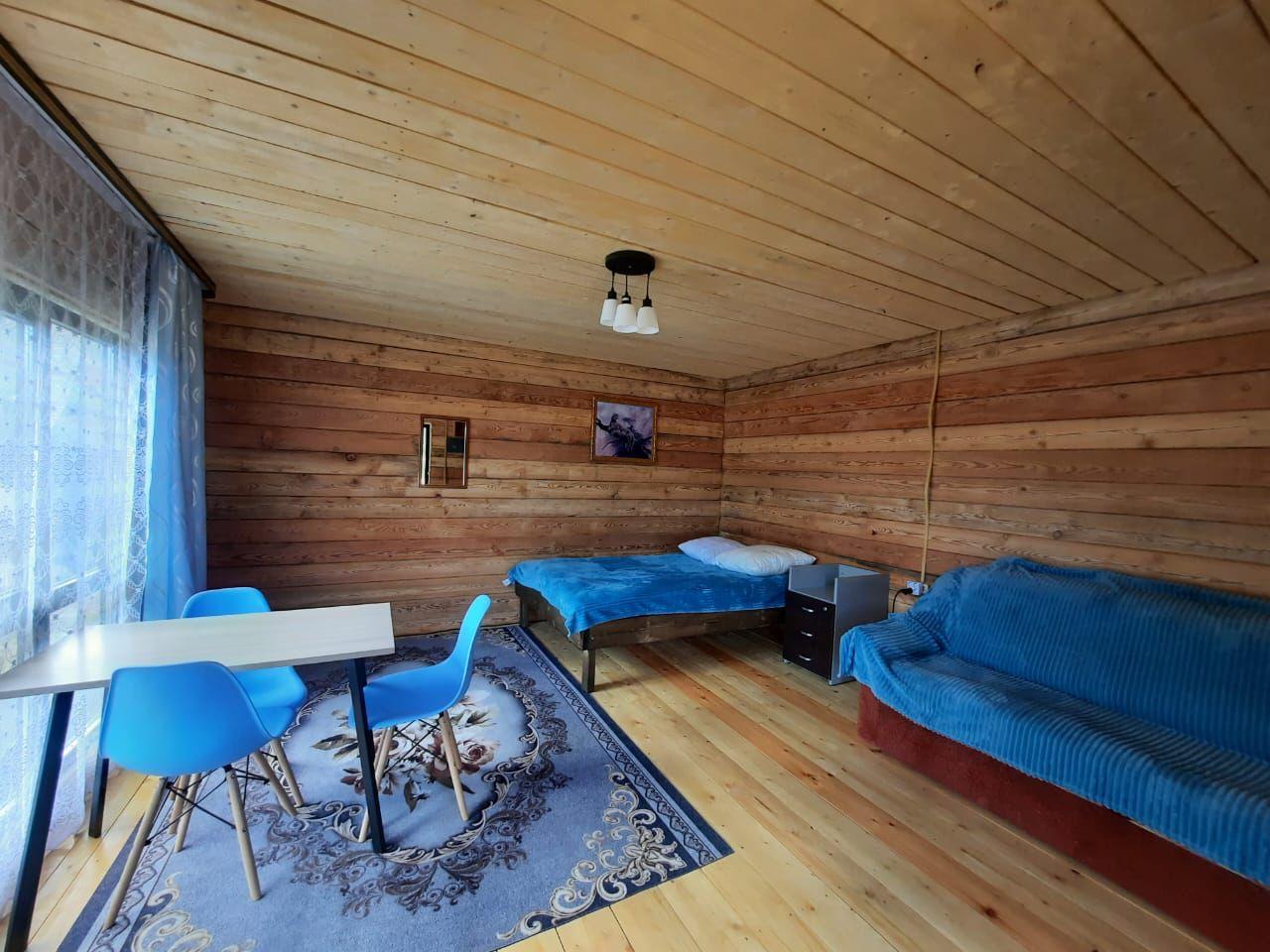 4-местный теплый домик с панорамным окном