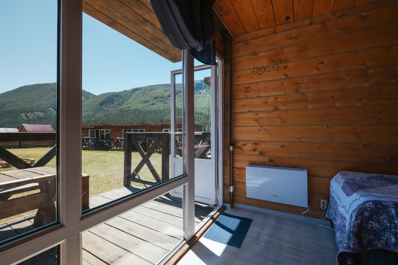 Трехместный домик