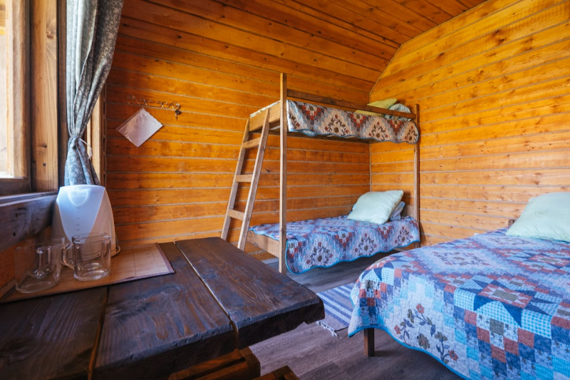 Четырехместный домик