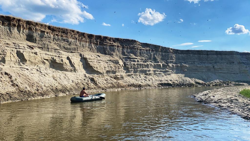 Катание на надувной лодке - интересное времяпровождение как для взрослых, так и для детей! 