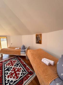 Юрта 4х-местная с удобствами 