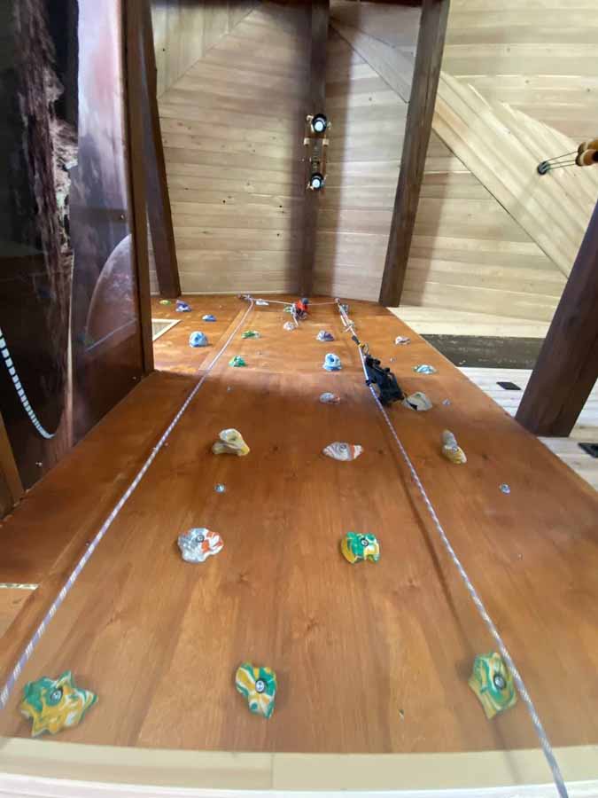 Коттедж Африка внутри