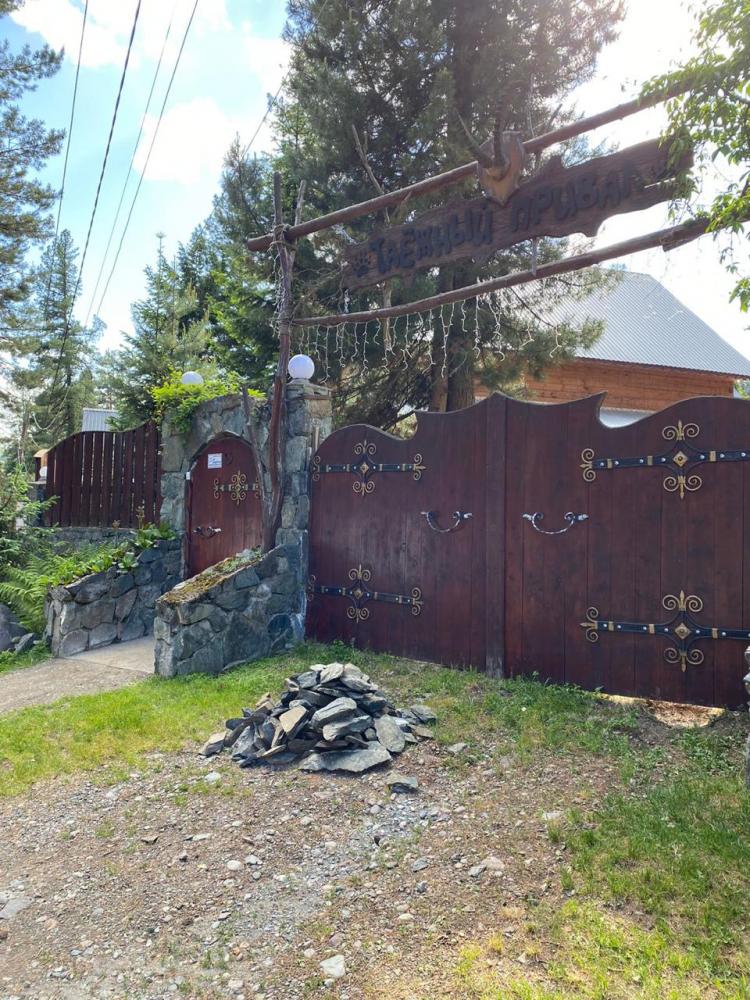 Телецкое озеро турбаза  "Таёжный привал"