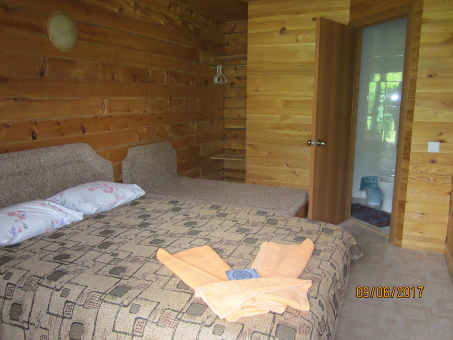 Домики внутри.