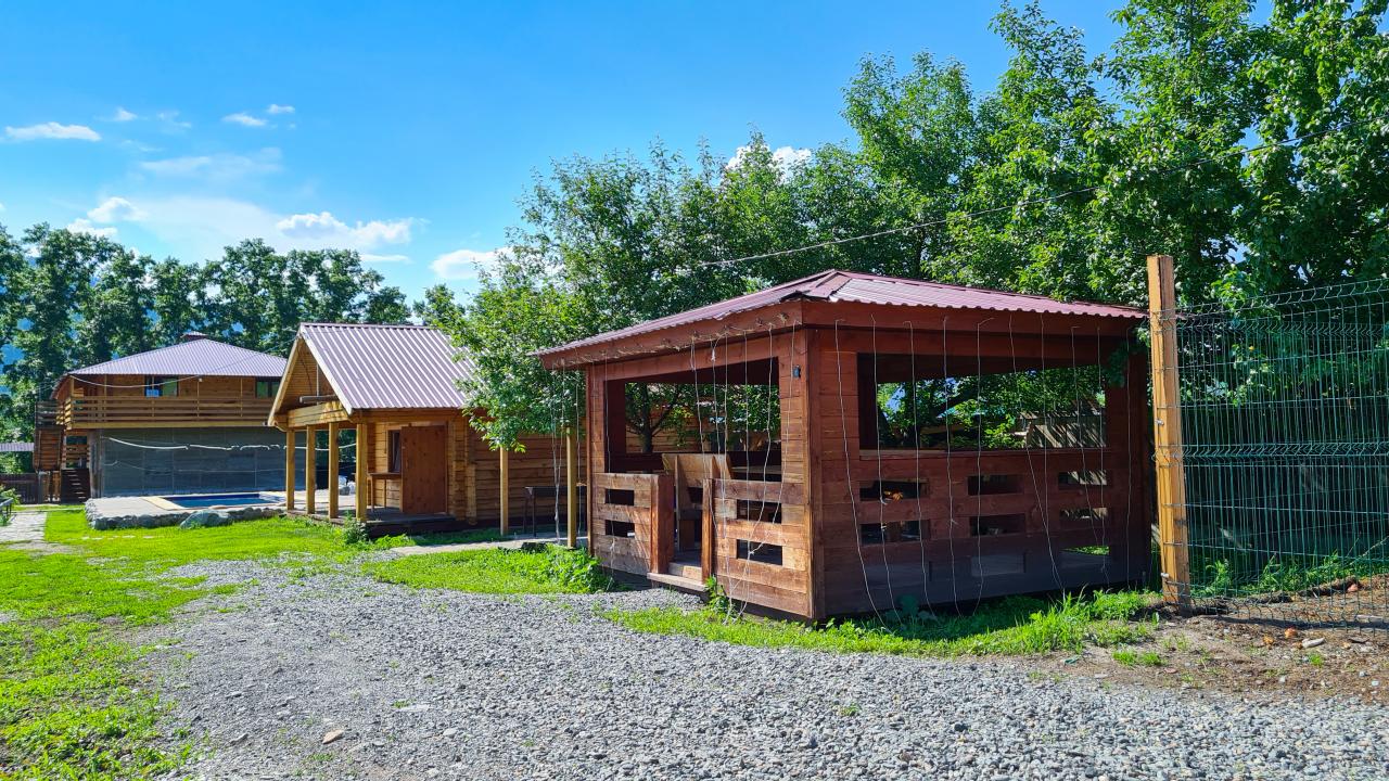 Беседка  снаружи