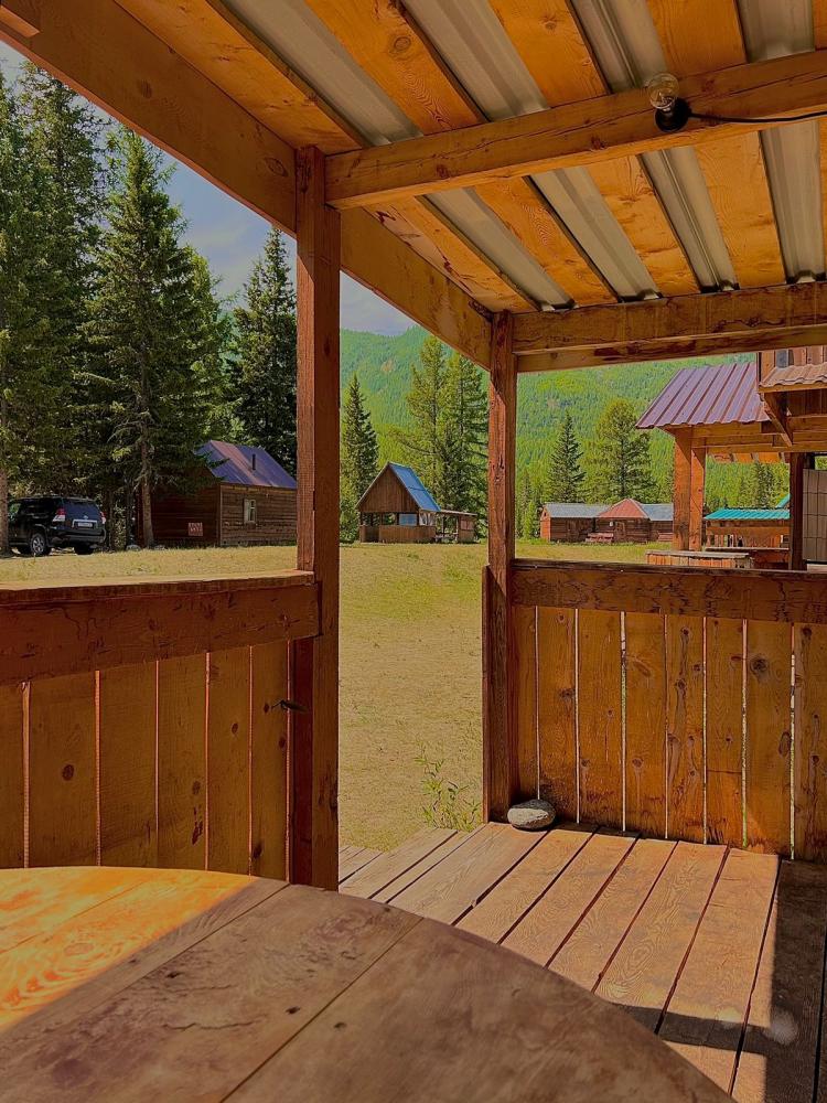 Теплый домик с верандой