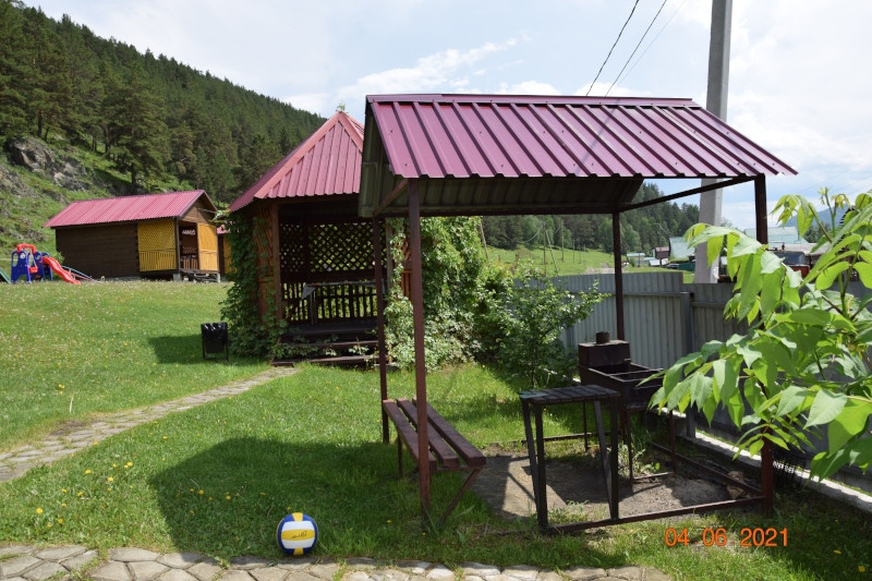 Турбаза "Горный ветер" Чемал мангальная зона