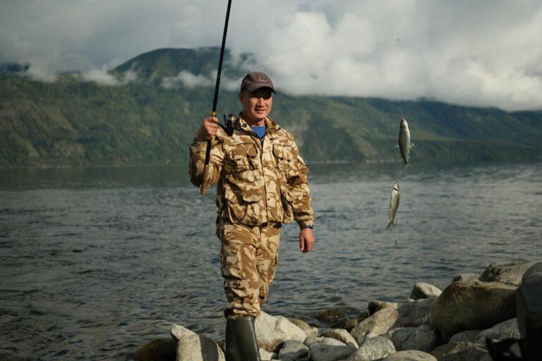 Рыбалка на Телецком озере