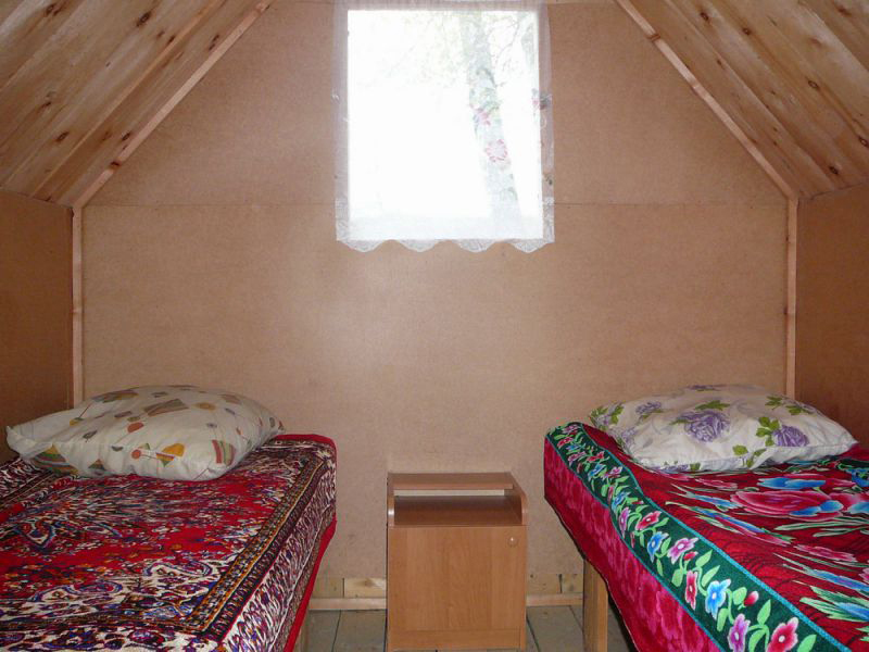 Двухместный летний домик