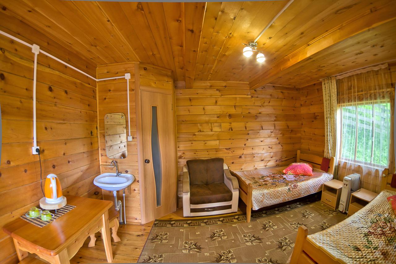 Благоустроенная комната на первом этаже дома №2