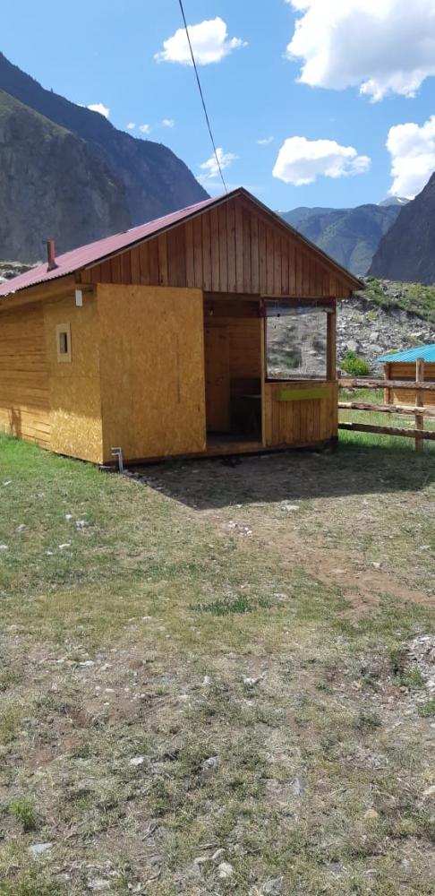 Дом 3-хместный благоустроенный