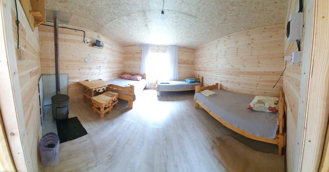 Дом 4-хместный благоустроенный