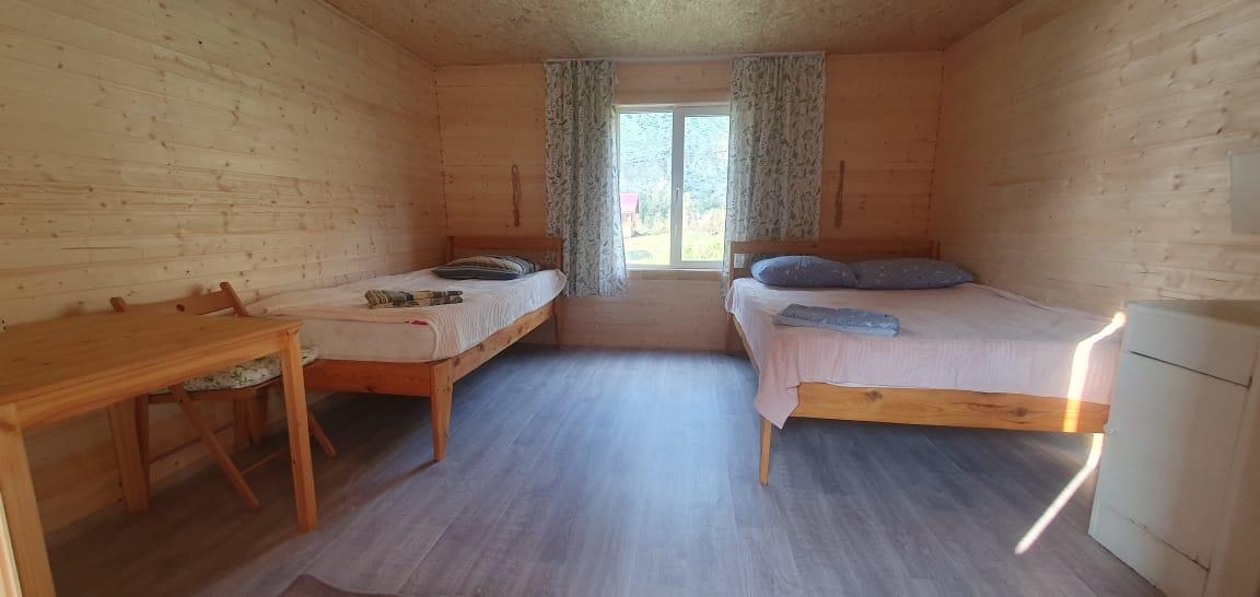 Дом 3-хместный благоустроенный