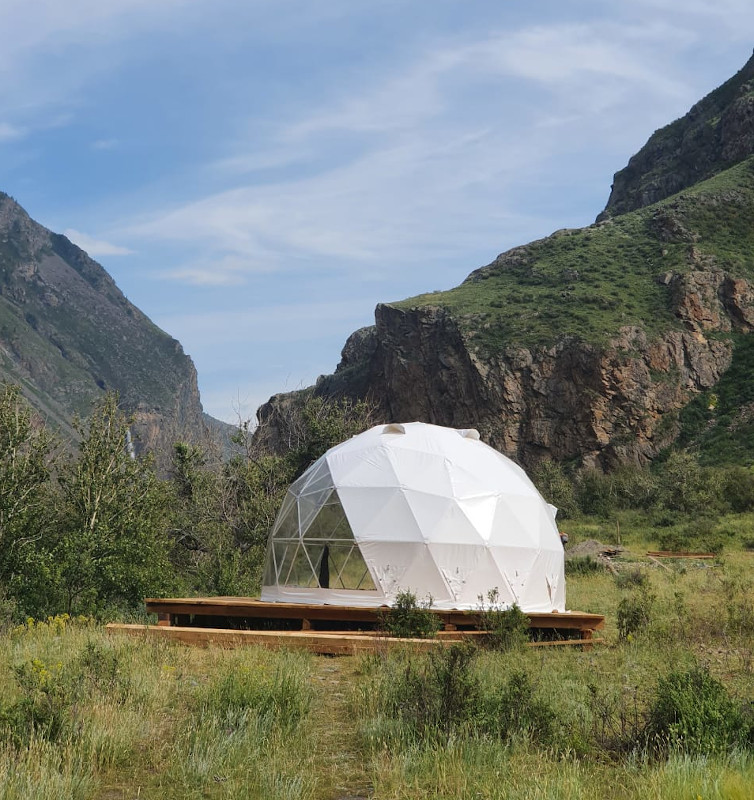Горный Алтай  купольный дом