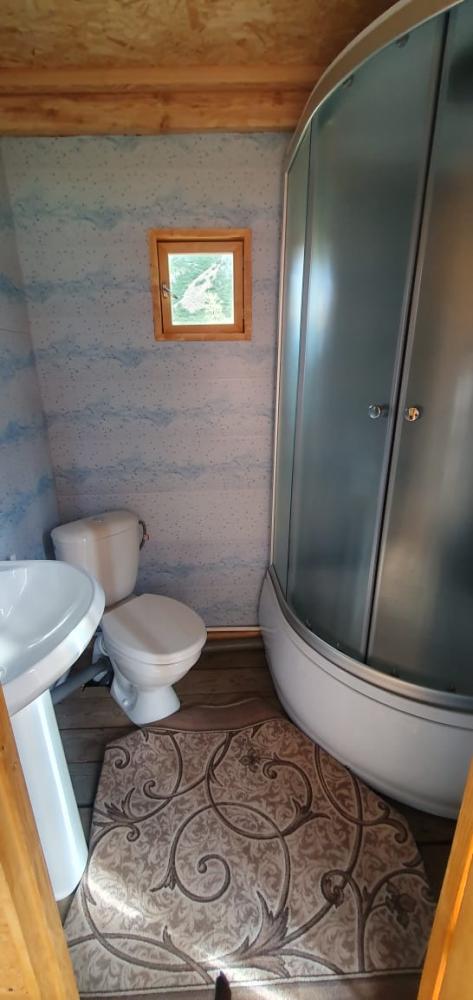 Дом 4-хместный благоустроенный