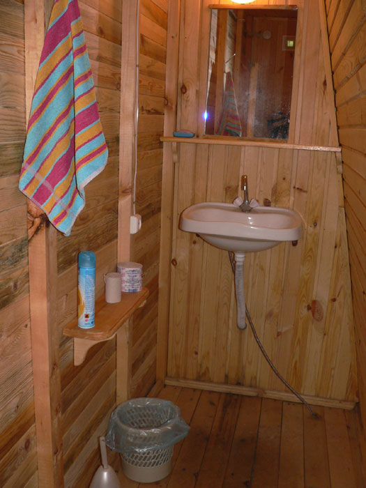 Раковина в бунгало