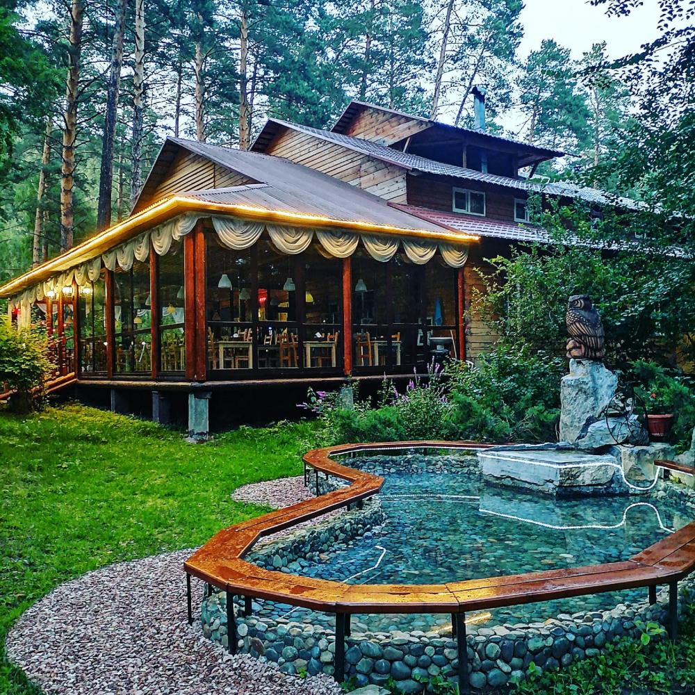 Кафе базы отдыха "Алтаир" Горный Алтай