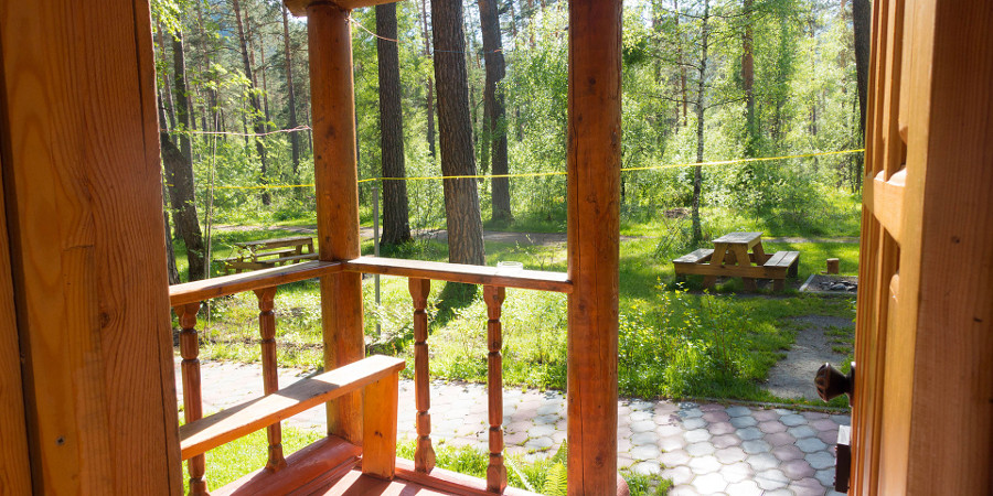 Возле домика