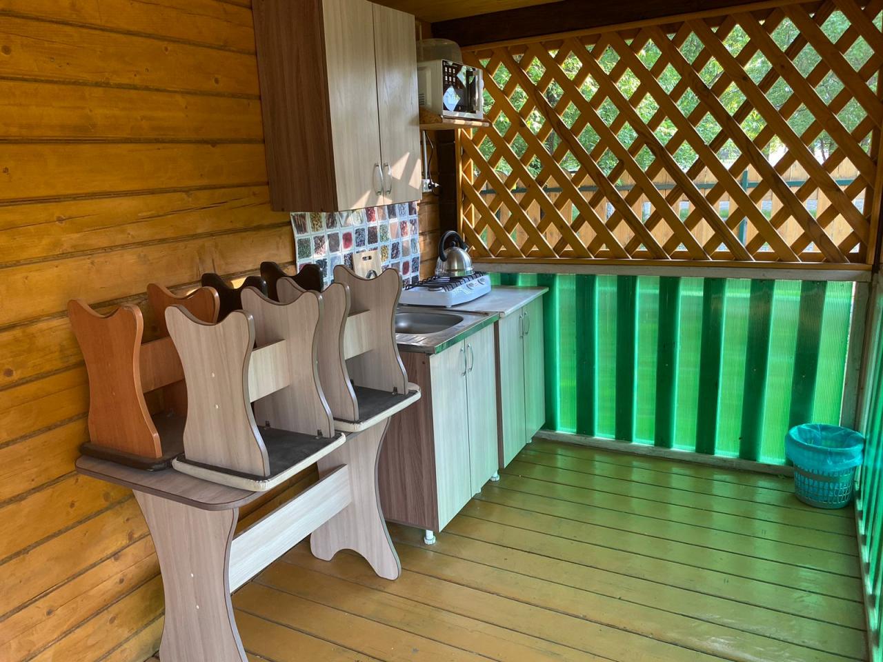 Двухэтажный дом 1 этаж кухня