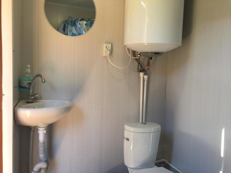 Благоустроенный туалет на территории