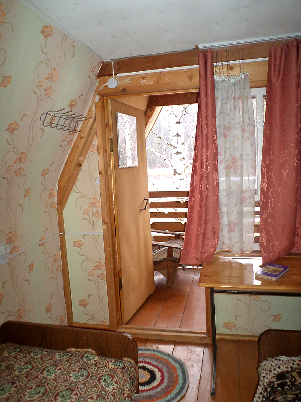 Маленький домик, комната на II этаже