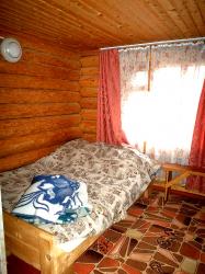 Маленький домик, комната на I этаже