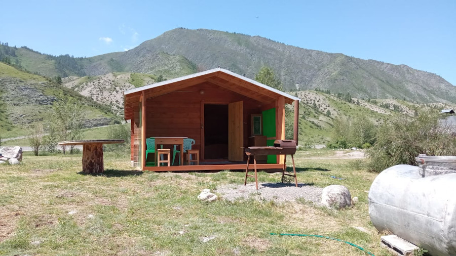 Дом с панорамным окном