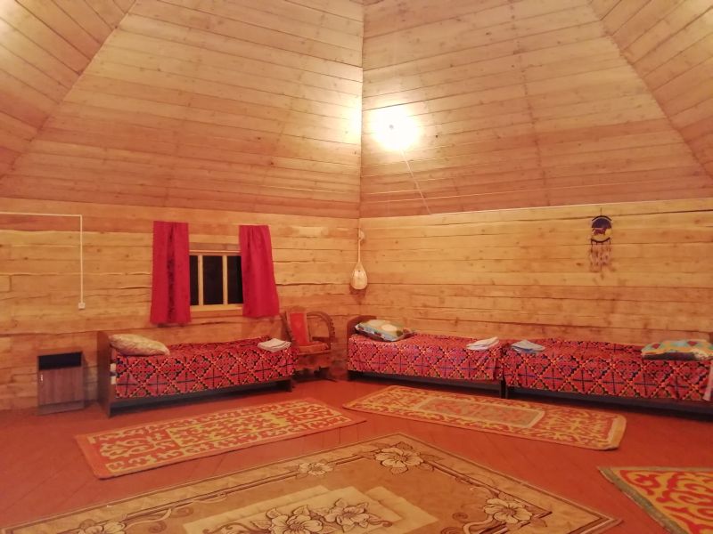 АИЛ 8-местный