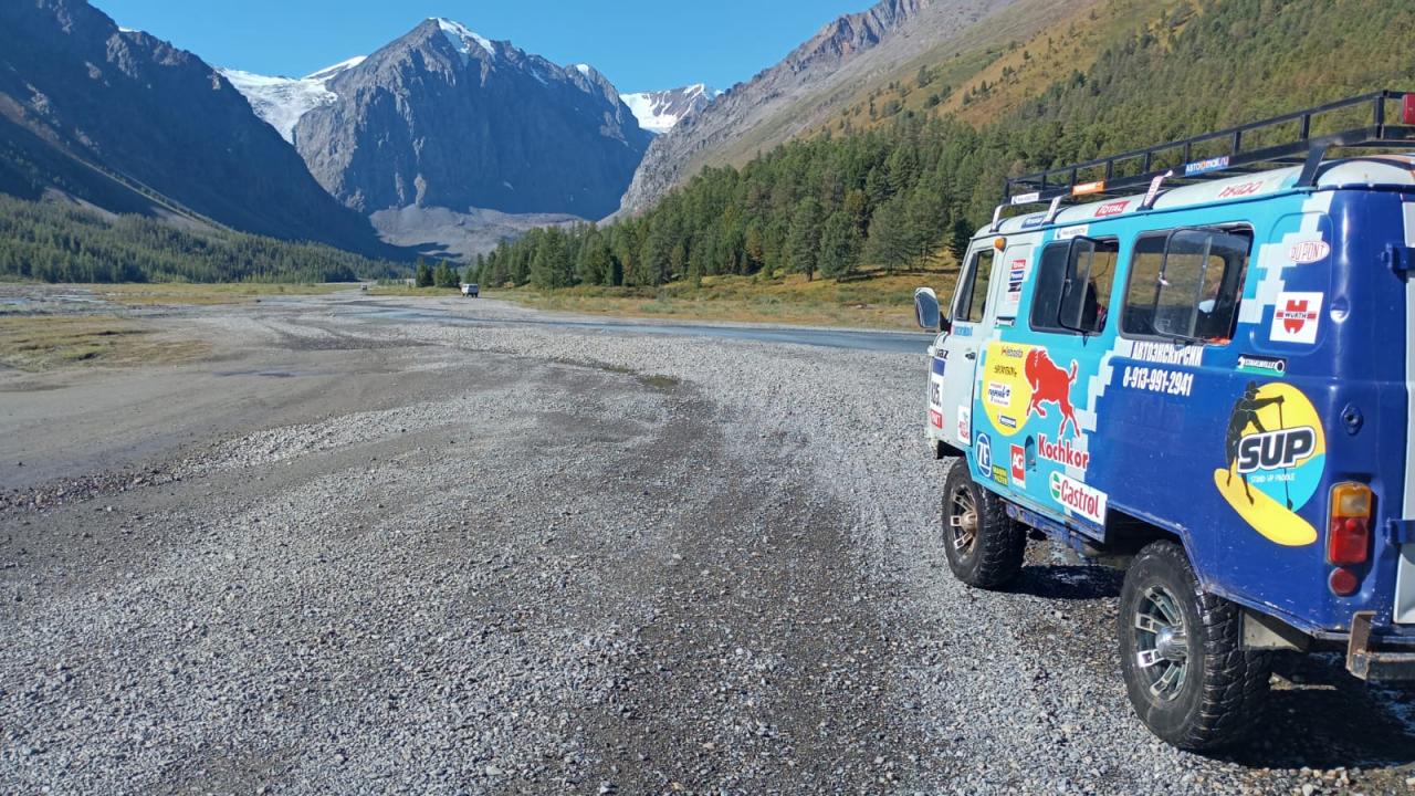 Экскурсия на гору Актру к ледникам и в альплагерь