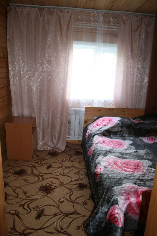 Первая спальня  (дом №2)