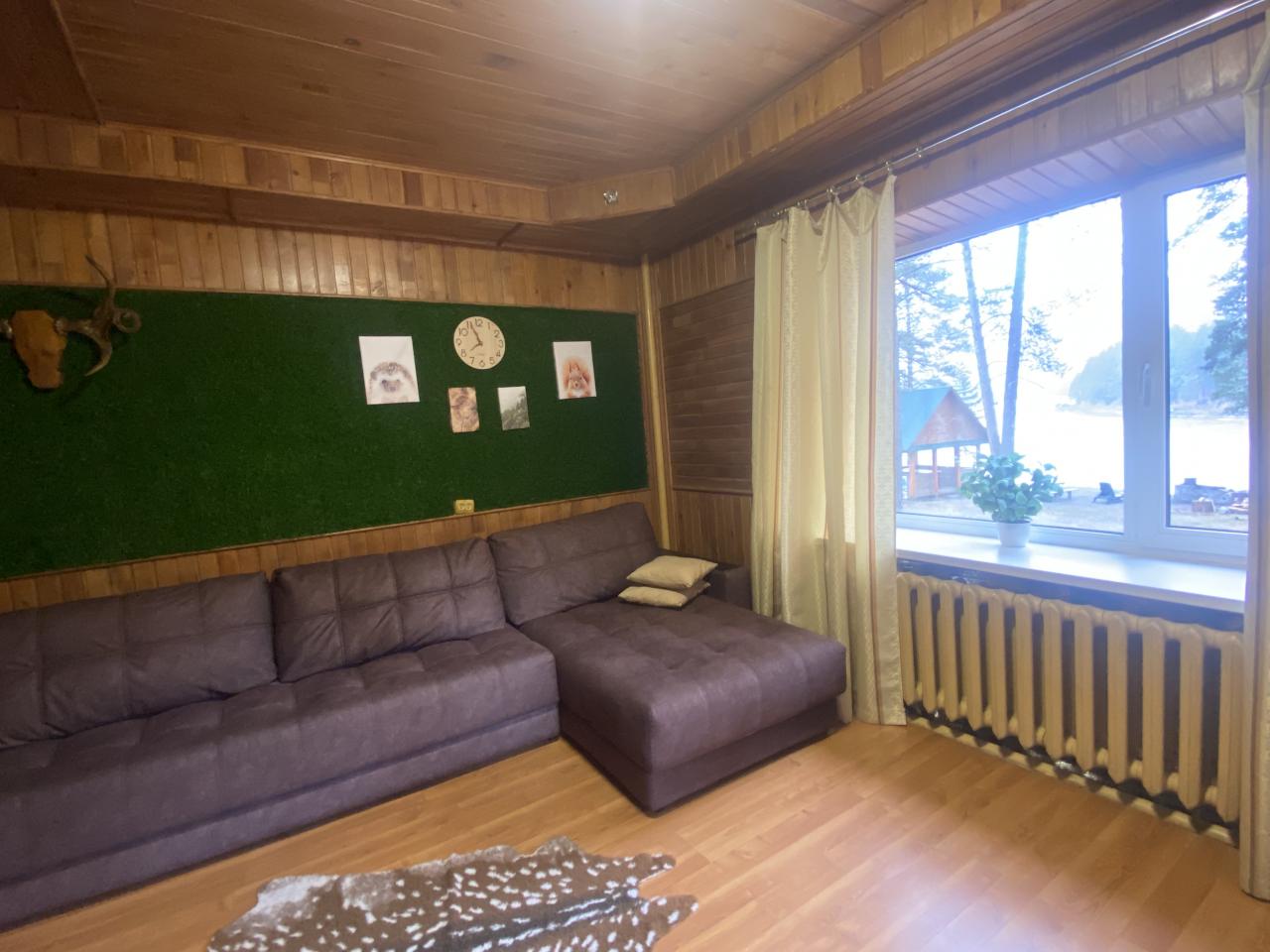 Коттедж, гостиная