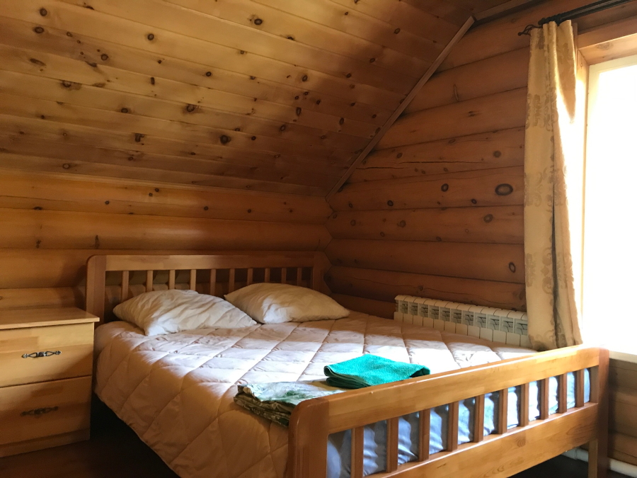 Кедровый дом.Спальня