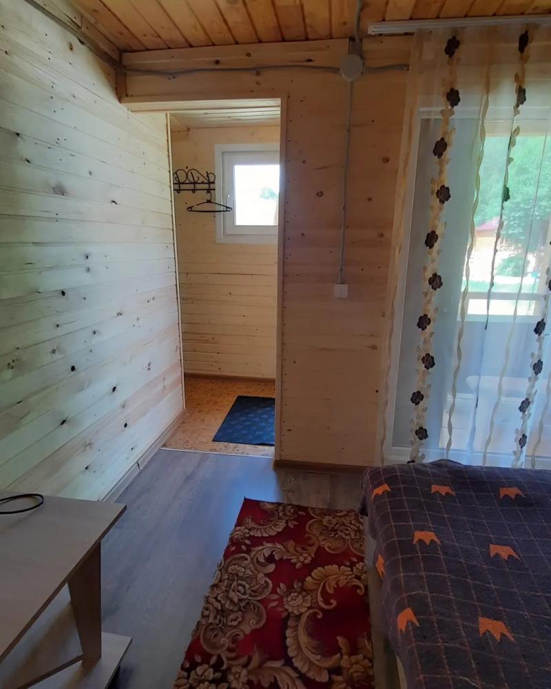 2-х местный отдельно стоящий новый домик из бруса все удобства 