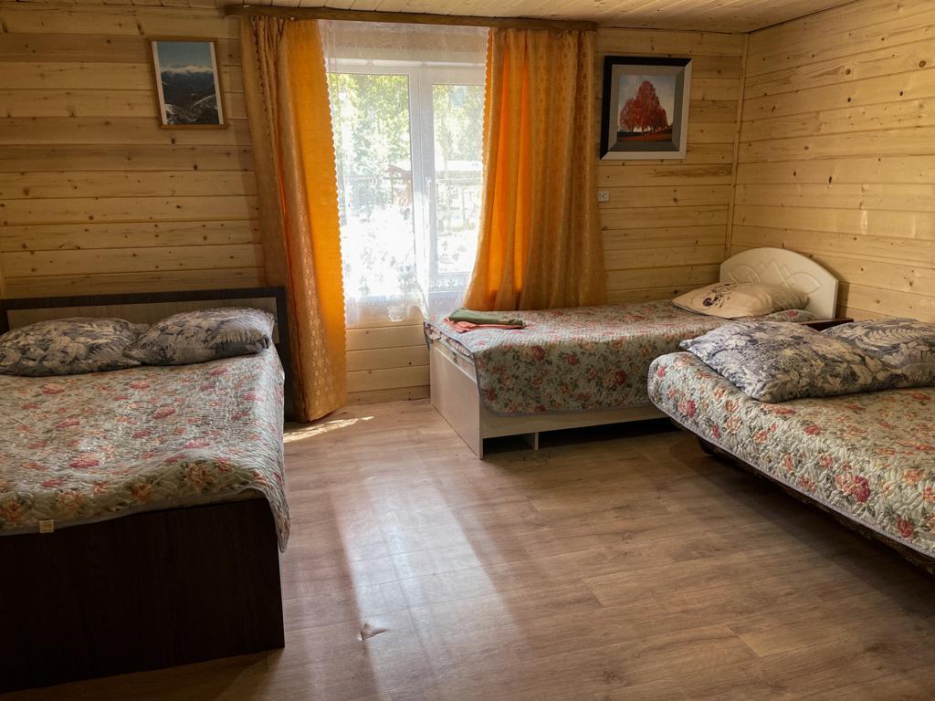 Дом №2 пятиместный (душ, WC)