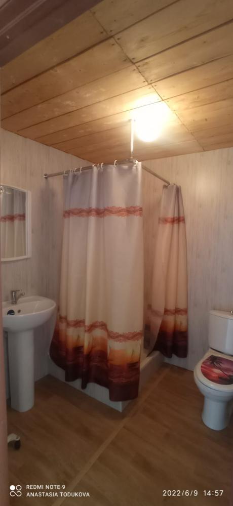 Дом №5 четырехместный благоустроенный Инегень Алтай