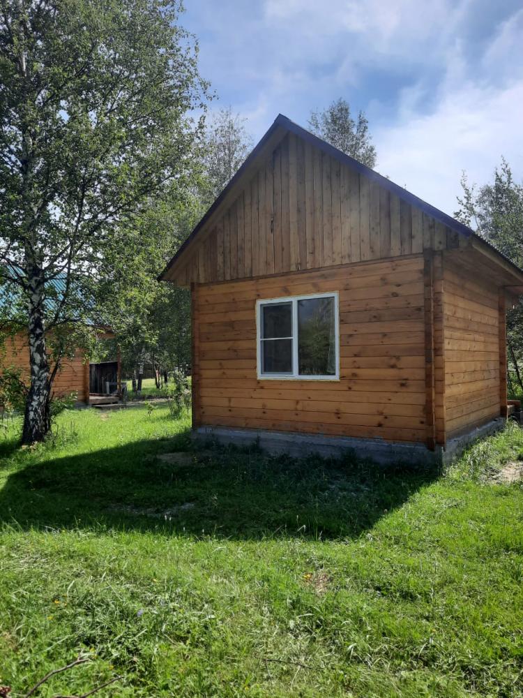 База отдыха "Чулышман" новый 4-местный домик