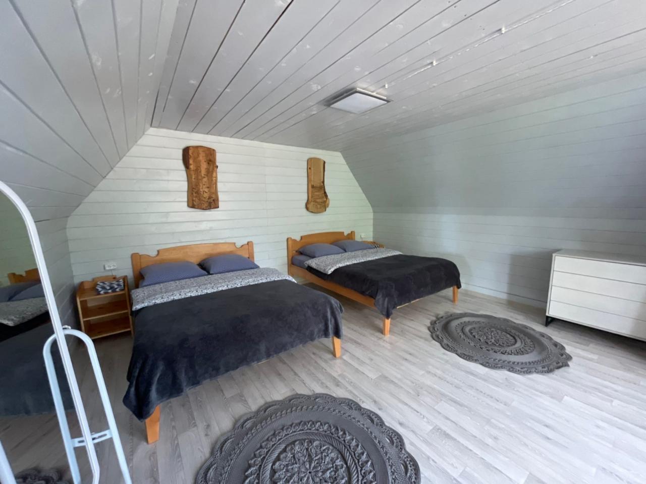 Спальная зона на втором этаже