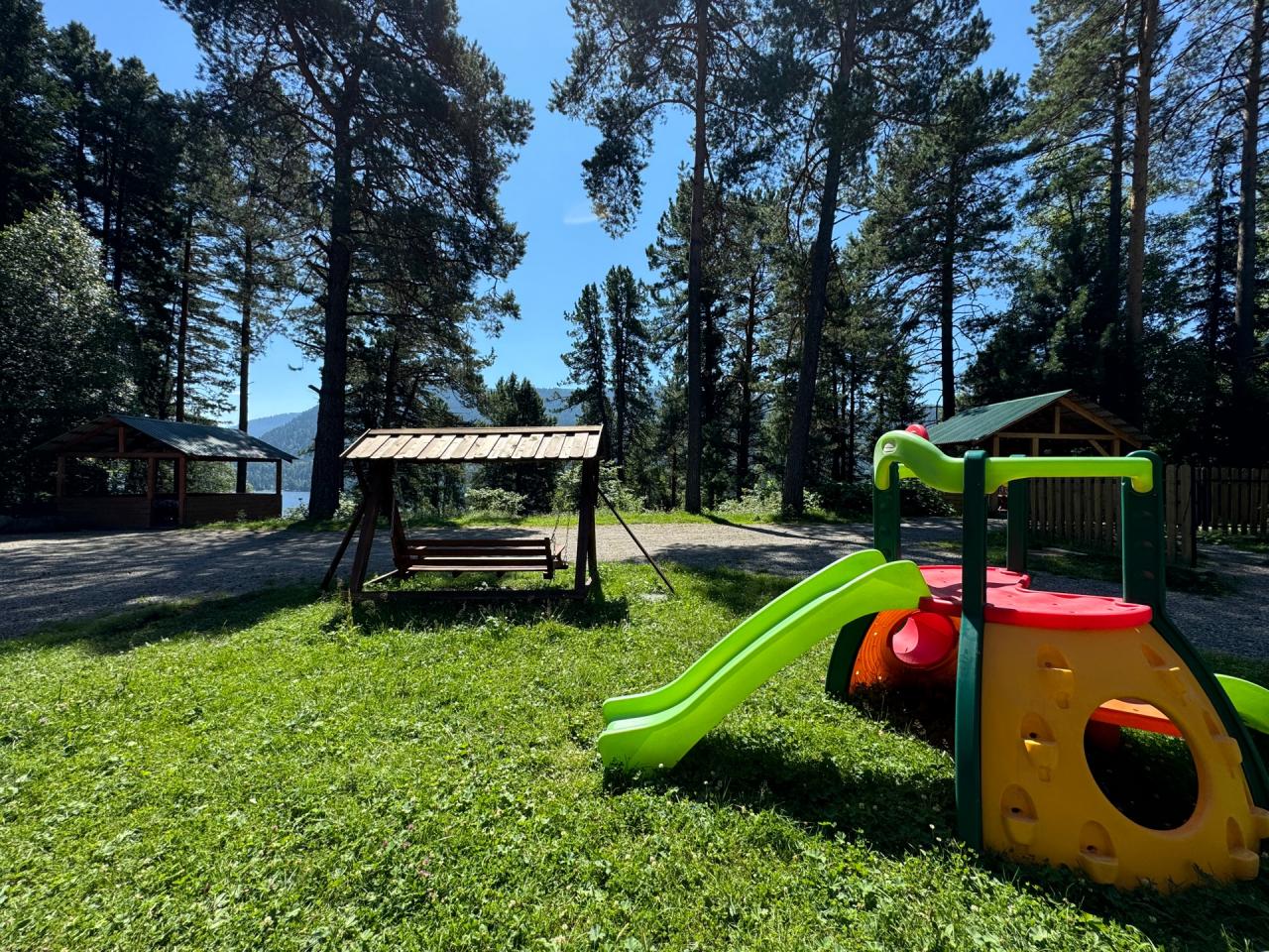 Обзор территории